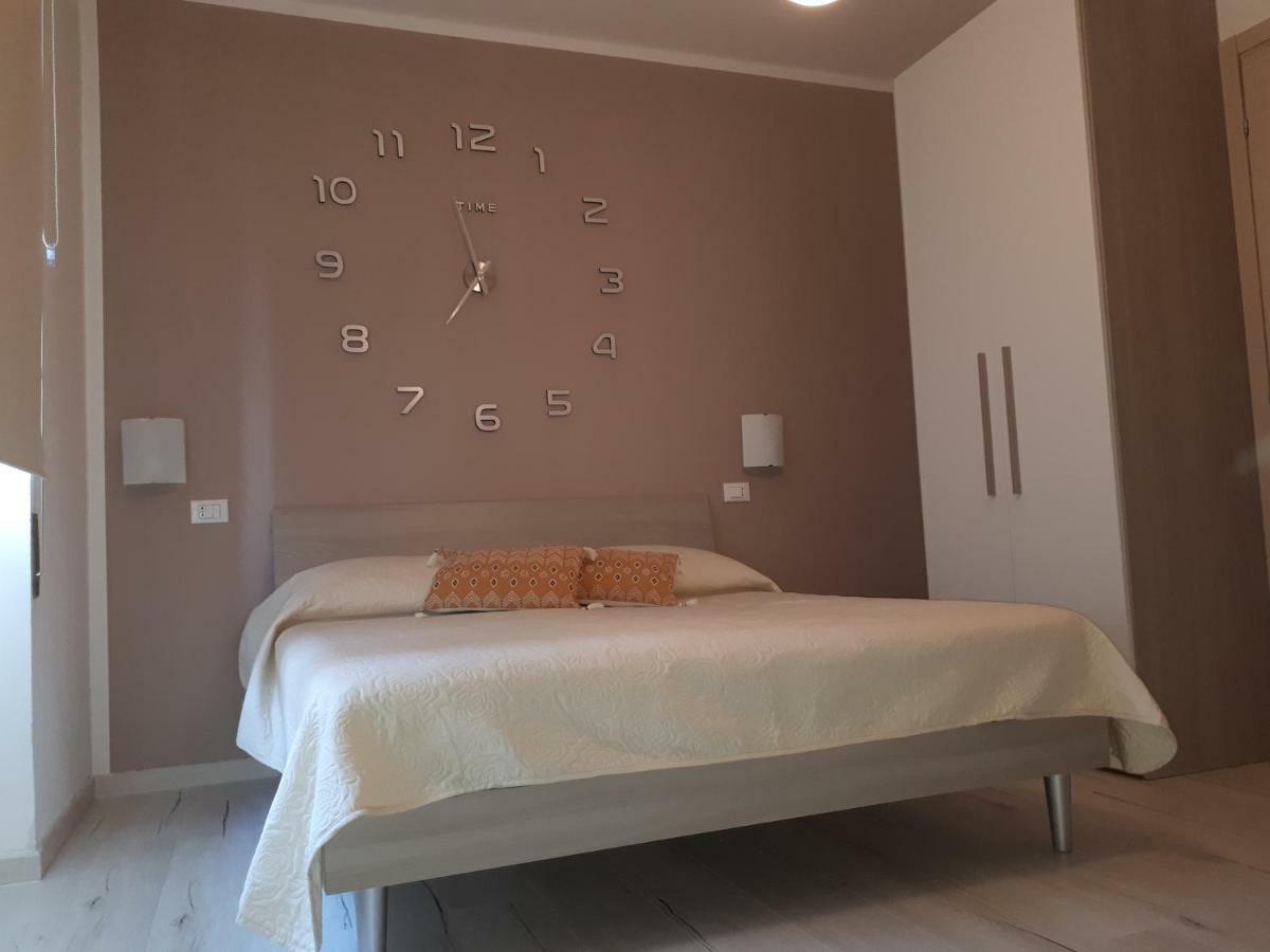 Le Camere Di Sabrina Con Bagno In Camera Sarzana Eksteriør bilde