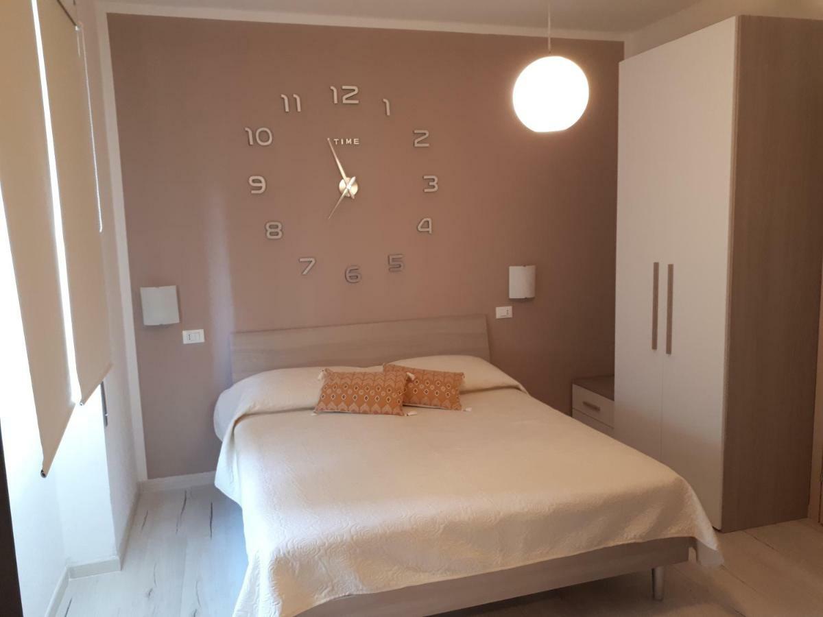 Le Camere Di Sabrina Con Bagno In Camera Sarzana Eksteriør bilde