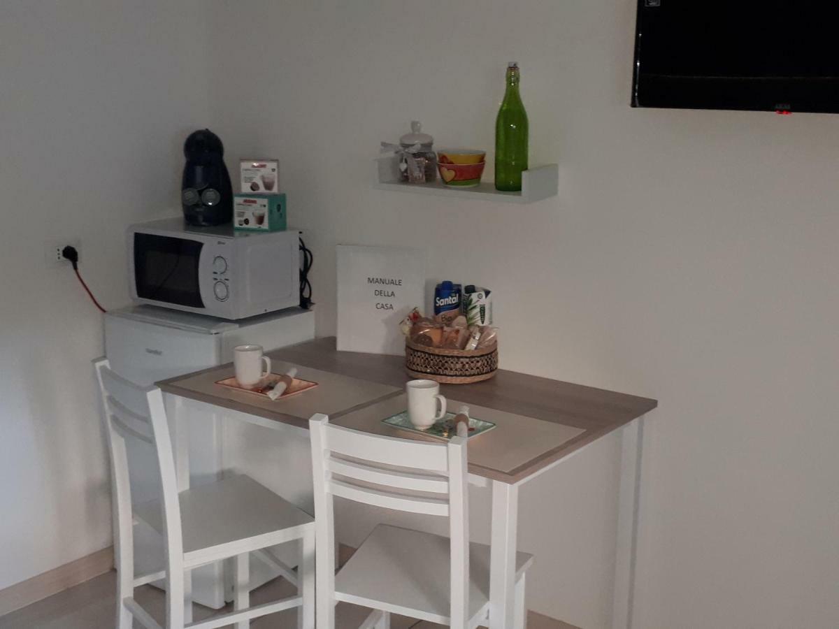 Le Camere Di Sabrina Con Bagno In Camera Sarzana Eksteriør bilde